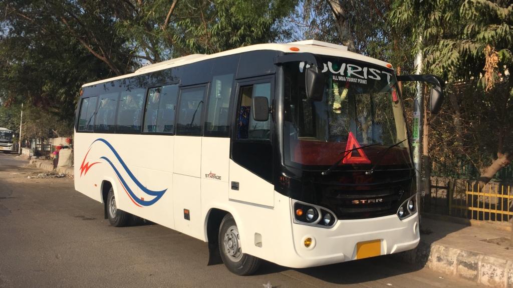 Luxury Bus Hire in Delhi