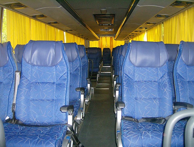 Delhi to Agra Volvo Bus Rental
