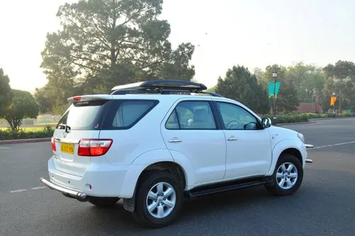 Toyota Fortuner Hire in Delhi NCR